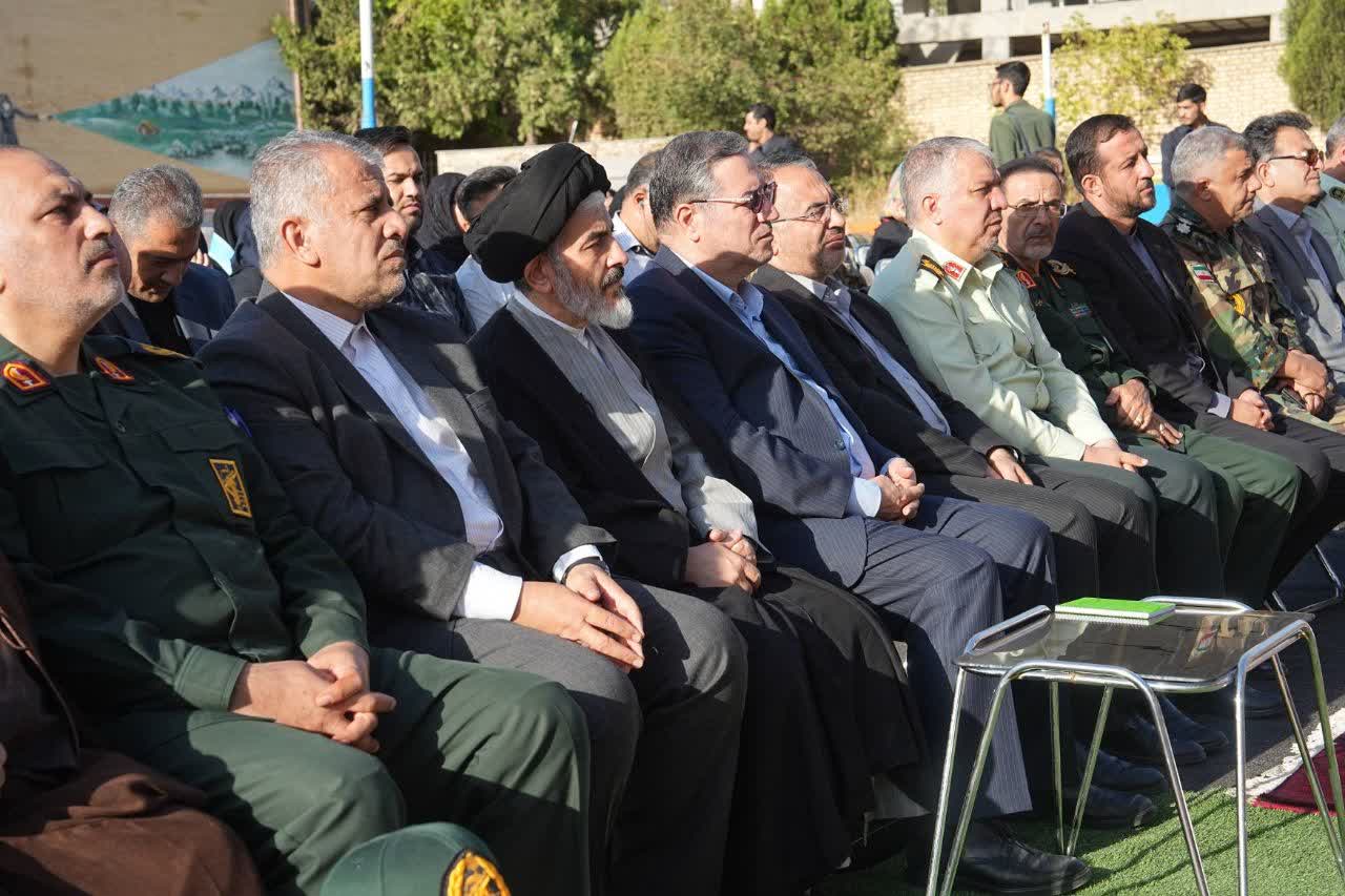 زنگ مهر در آذربایجانغربی با گرامیداشت شهدای دانشآموز به صدا درآمد + تصاویر