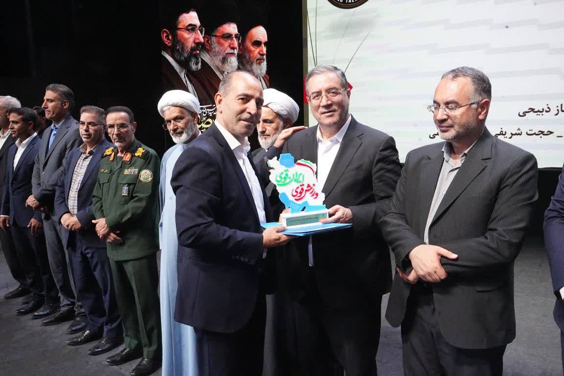 آلبوم تصویری / برگزاری آیین تجلیل از قهرمانان ورزش آذربایجانغربی