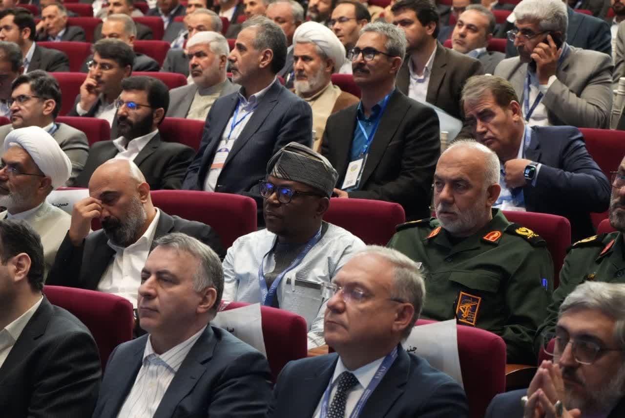 آلبوم تصویری / برگزاری همایش بینالمللی فرصتهای سرمایهگذاری در آذربایجانغربی "اینوا"