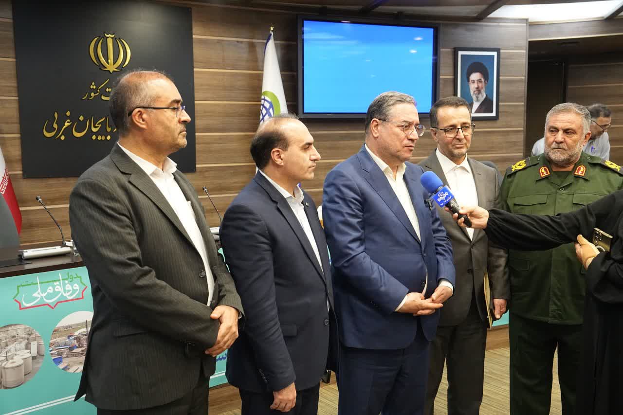 ابلاغ 15 تصمیم اجرایی برای رفع گلوگاههای مرز بازرگان + تصاویر