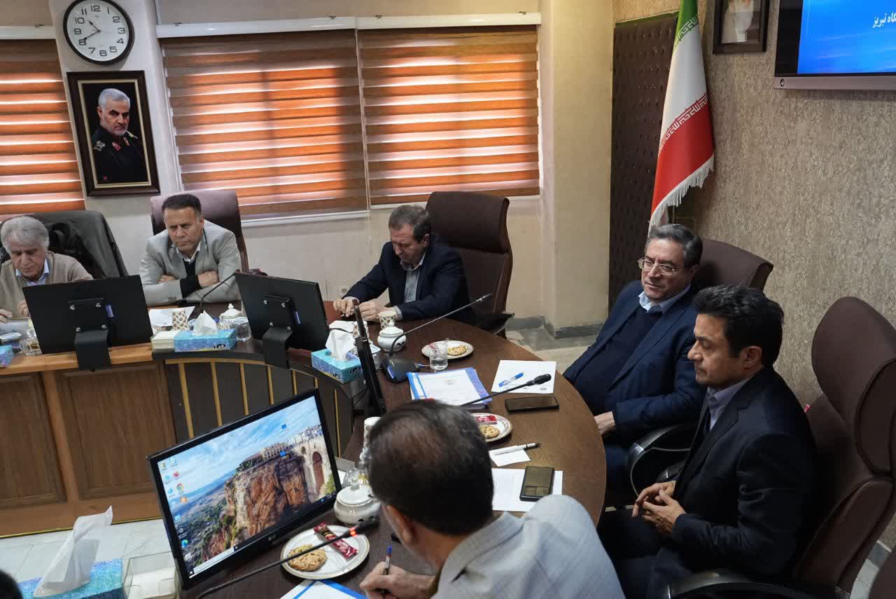 برگزاری نشست علمی منطقه‌ای نجات دریاچه ارومیه + تصاویر