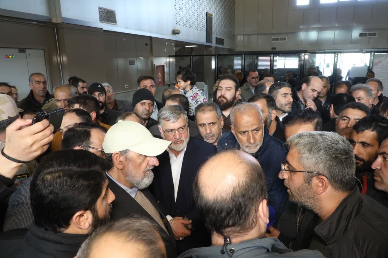 بازدید دبیر شورای عالی هماهنگی اقتصادی سران قوا و استاندار آذربایجانغربی از پایانه مرزی سرو + تصاویر