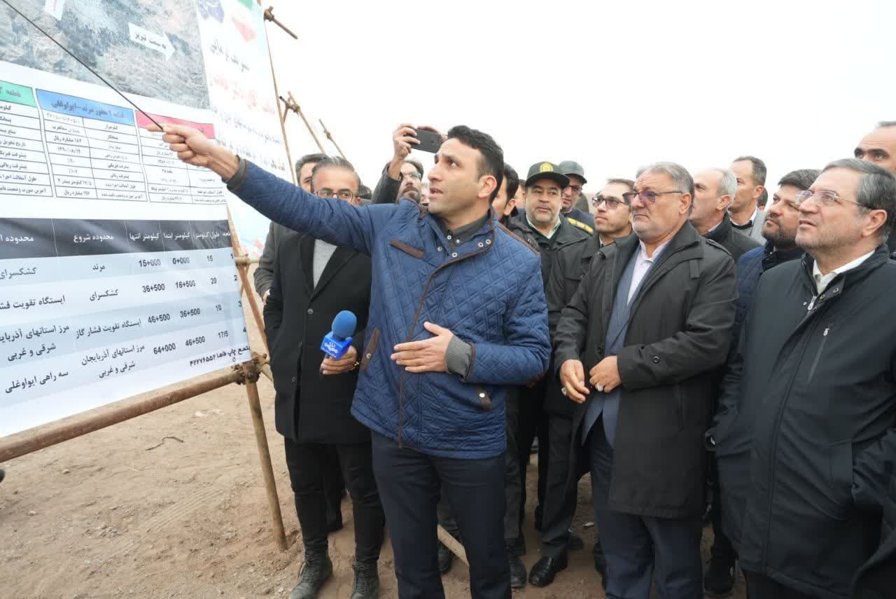 آلبوم تصویری / بازدید معاون امور مجلس رئیس جمهور از روند اجرای عملیات اصلاح هندسی محور خوی - قاپلیق