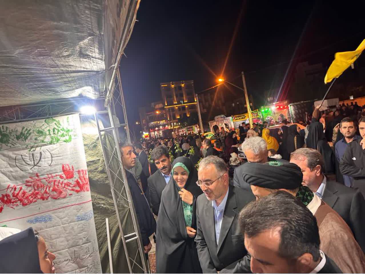 با حفظ دستاوردهای جنگ و تبدیل سختی ها و تهدیدها به فرصت، افق های جدیدی برای آینده کشور رقم خواهد خورد