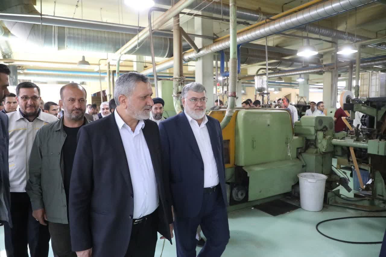 بازدید وزیر تعاون، کار و رفاه اجتماعی و استاندار آذربایجانغربی از خط تولید کارخانجات سیگارت سازی ارومیه