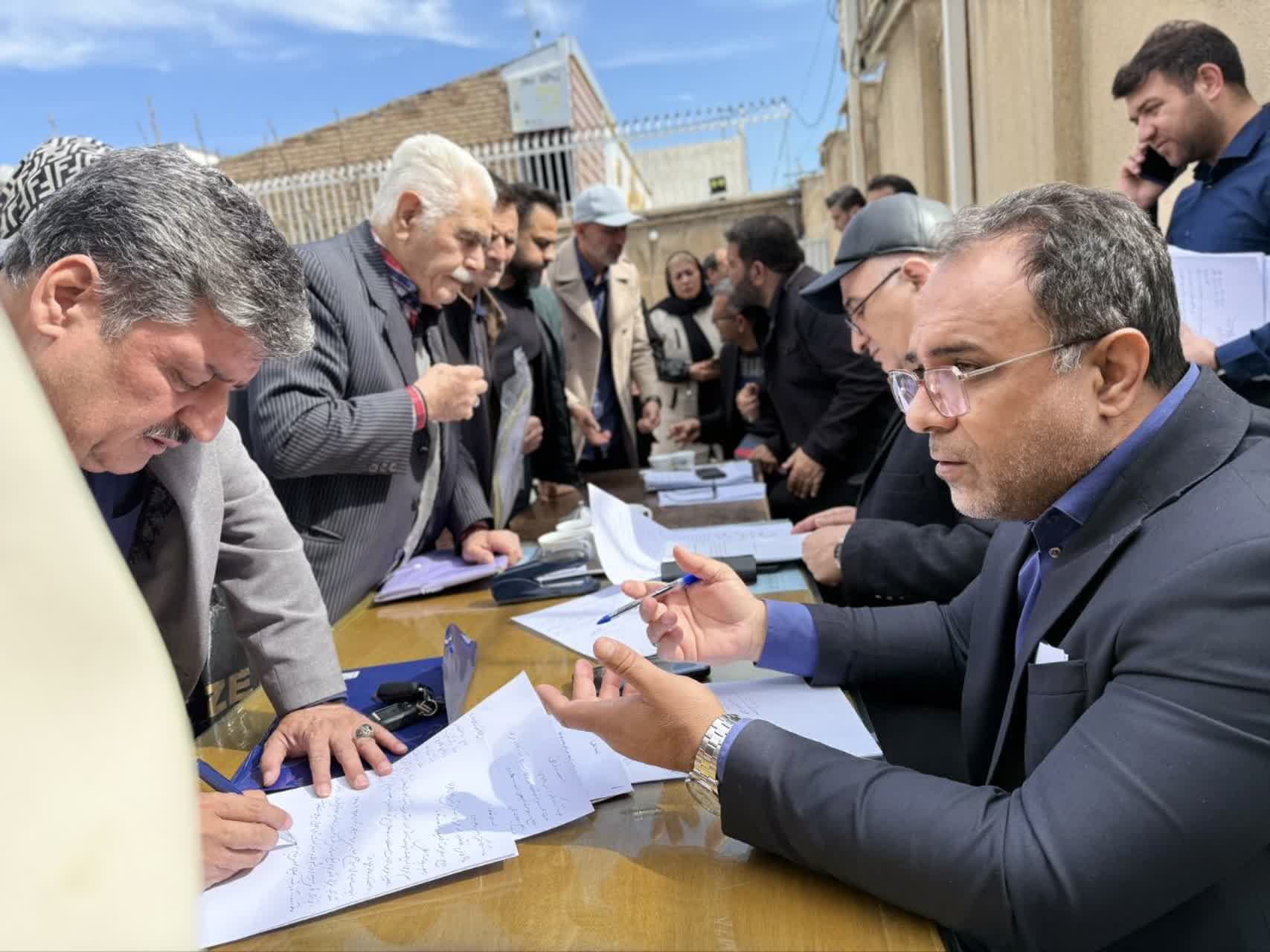 فعالیت یکپارچه بنیاد مسکن در خدمت به مردم + تصاویر