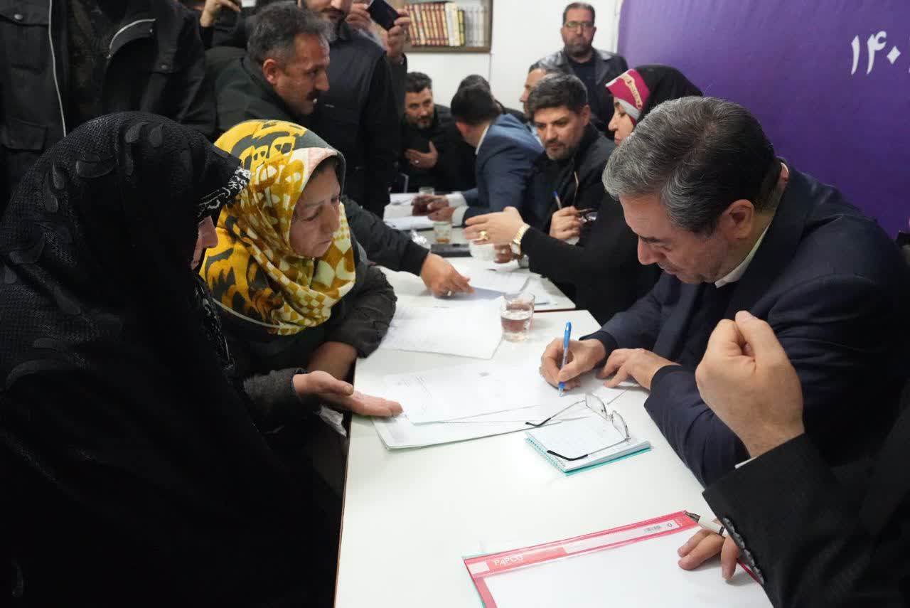 دیدار محله‌محور استاندار آذربایجان‌غربی با اهالی روستای قره‌حسنلوی روضه ارومیه + تصاویر