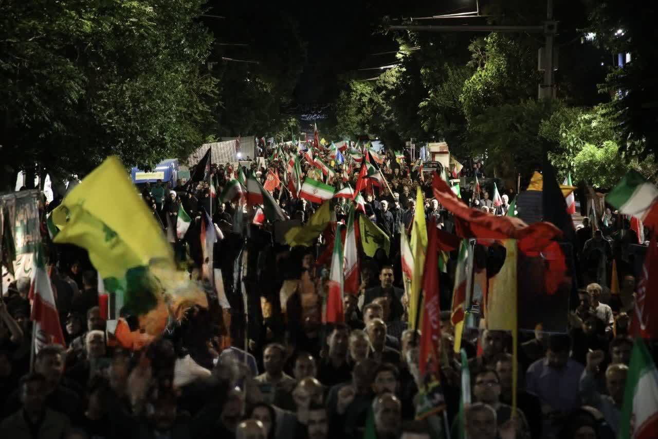 تجدید بیعت با رهبر معظم انقلاب و ادای احترام به قائد شهید
