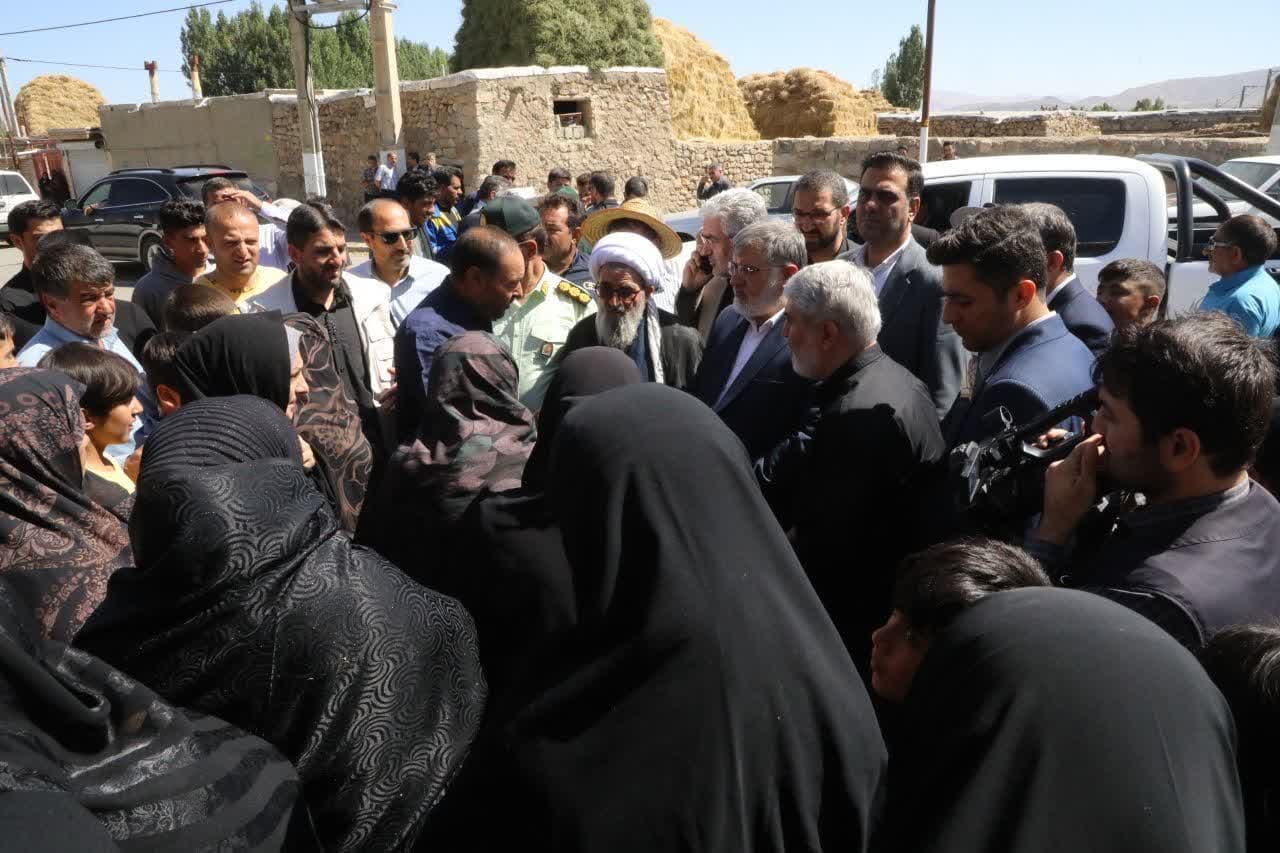 آلبوم تصویری / دیدار استاندار آذربایجانغربی با مردم روستای تاریخی سعدل