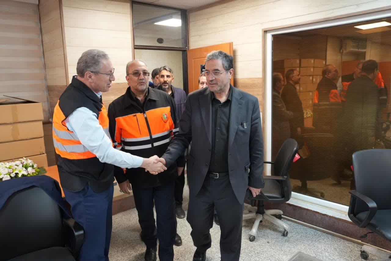 بازدید استاندار آذربایجانغربی از مرکز مدیریت راه های اداره کل راهداری و حمل و نقل جاده ای استان + تصاویر