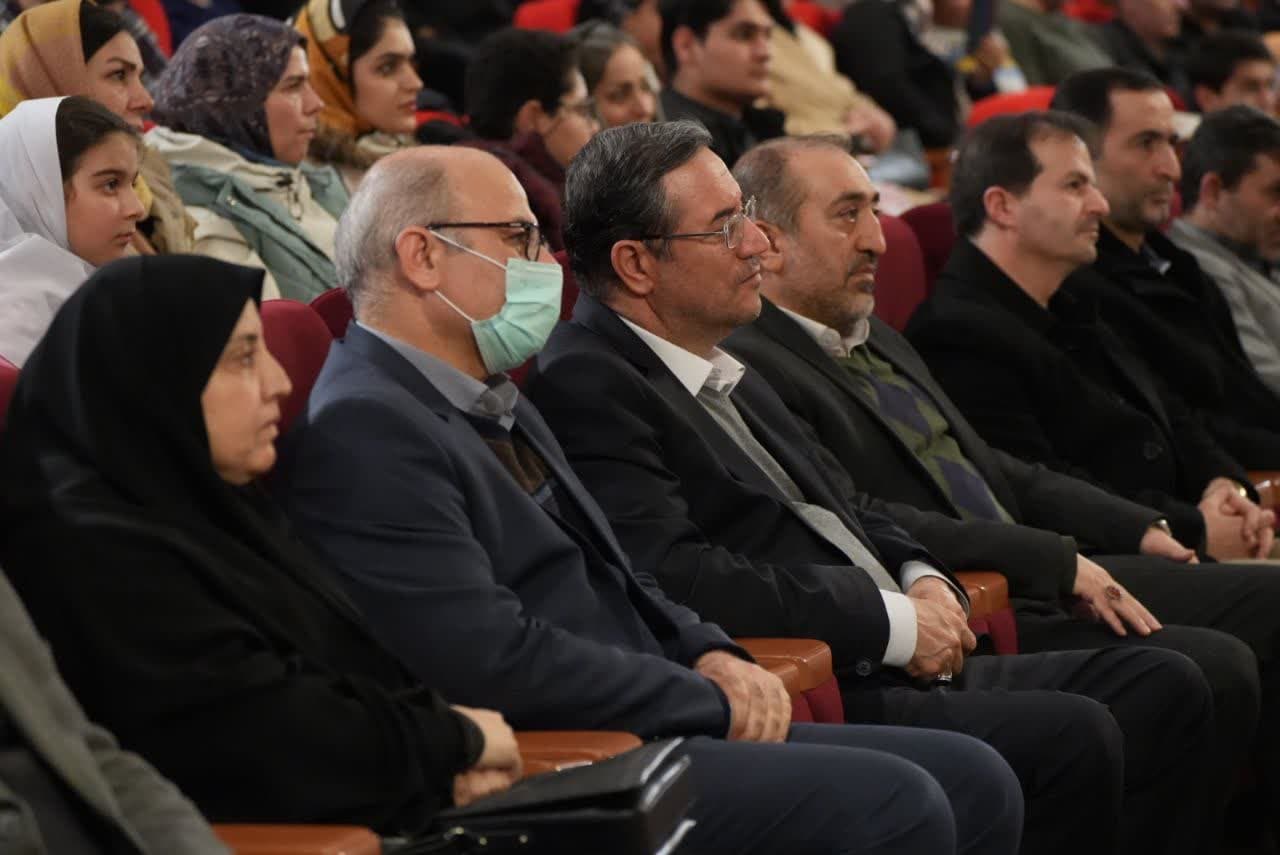 آلبوم تصویری / حضور استاندار آذربایجانغربی در ویژه برنامه تلویزیونی شانلی گونلر صداوسیمای مرکز استان