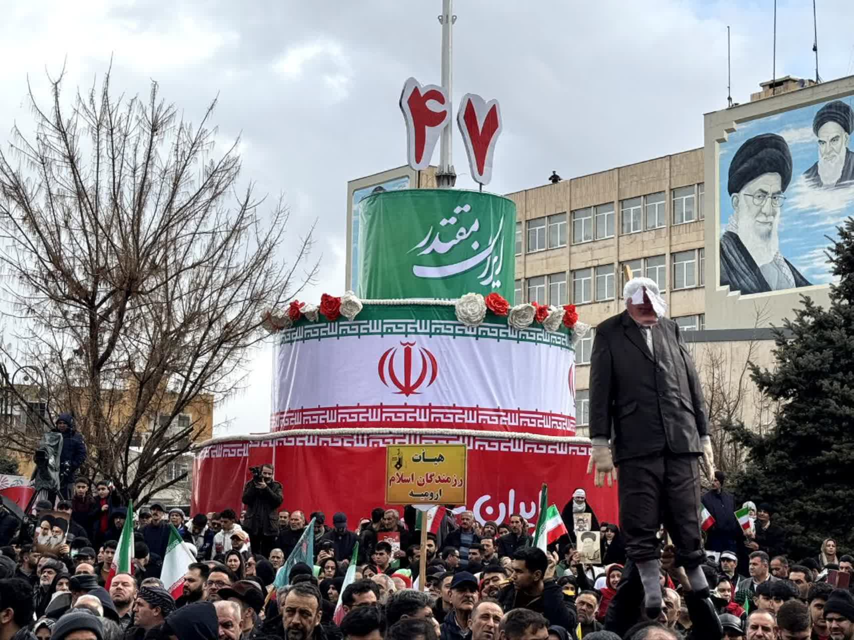 برگزاری باشکوه راهپیمایی 22 بهمن در ارومیه + تصاویر