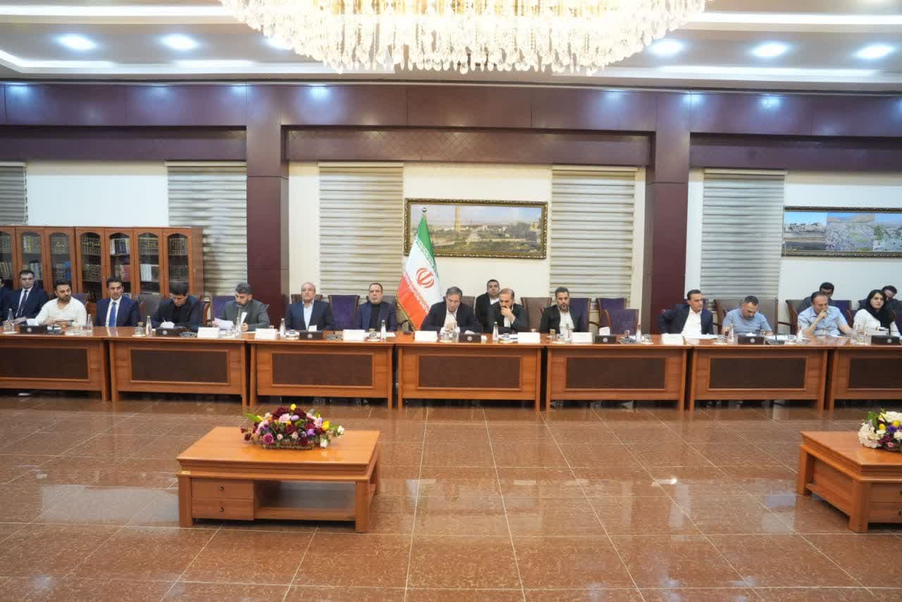 برگزاری نشست مشترک استاندار آذربایجانغربی با استاندار و هیئت رئیسه اتاق بازرگانی اربیل اقلیم کردستان عراق + تصاویر