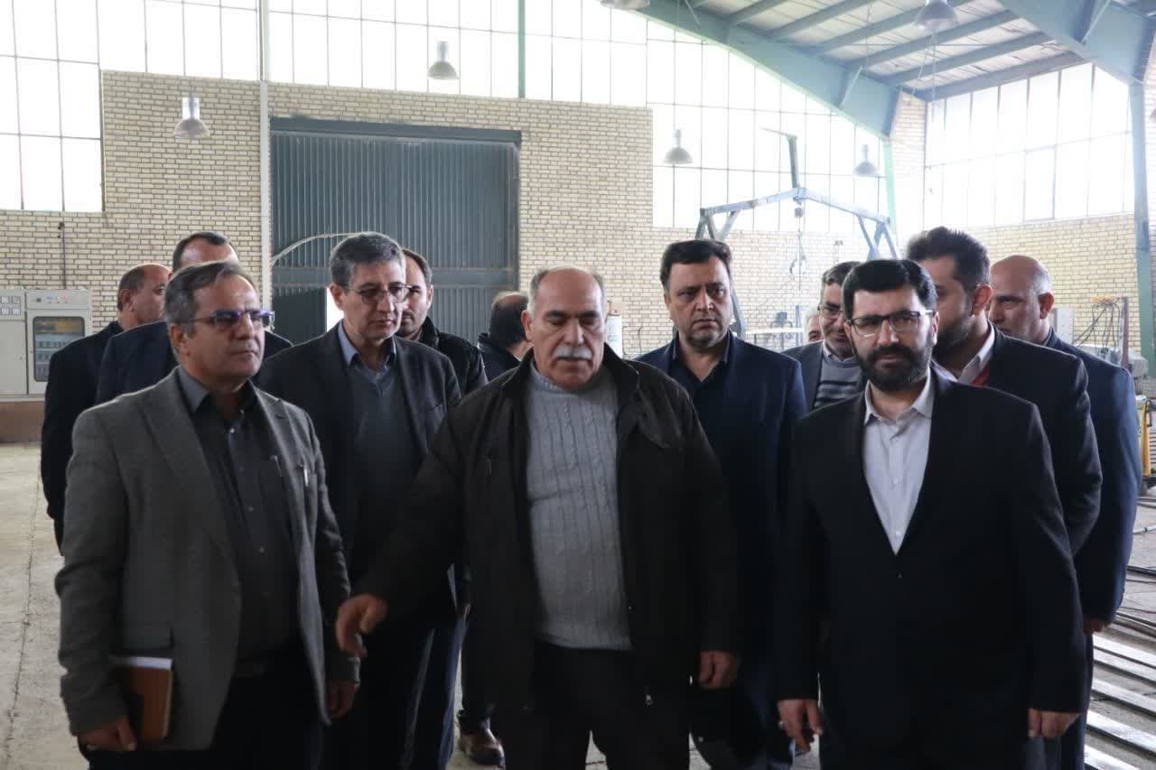 بازدید معاون هماهنگی امور اقتصادی استاندار آذربایجان غربی از دو شرکت تولیدی و صنعتی در ارومیه + تصاویر