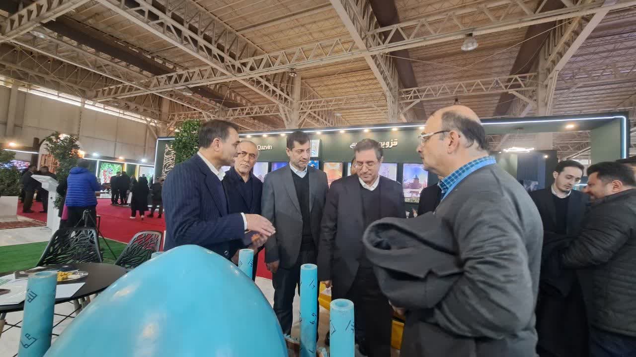 بازدید استاندار آذربایجان غربی از غرفه استانهای شرکت کننده در نمایشگاه بین المللی گردشگری تهران + تصاویر