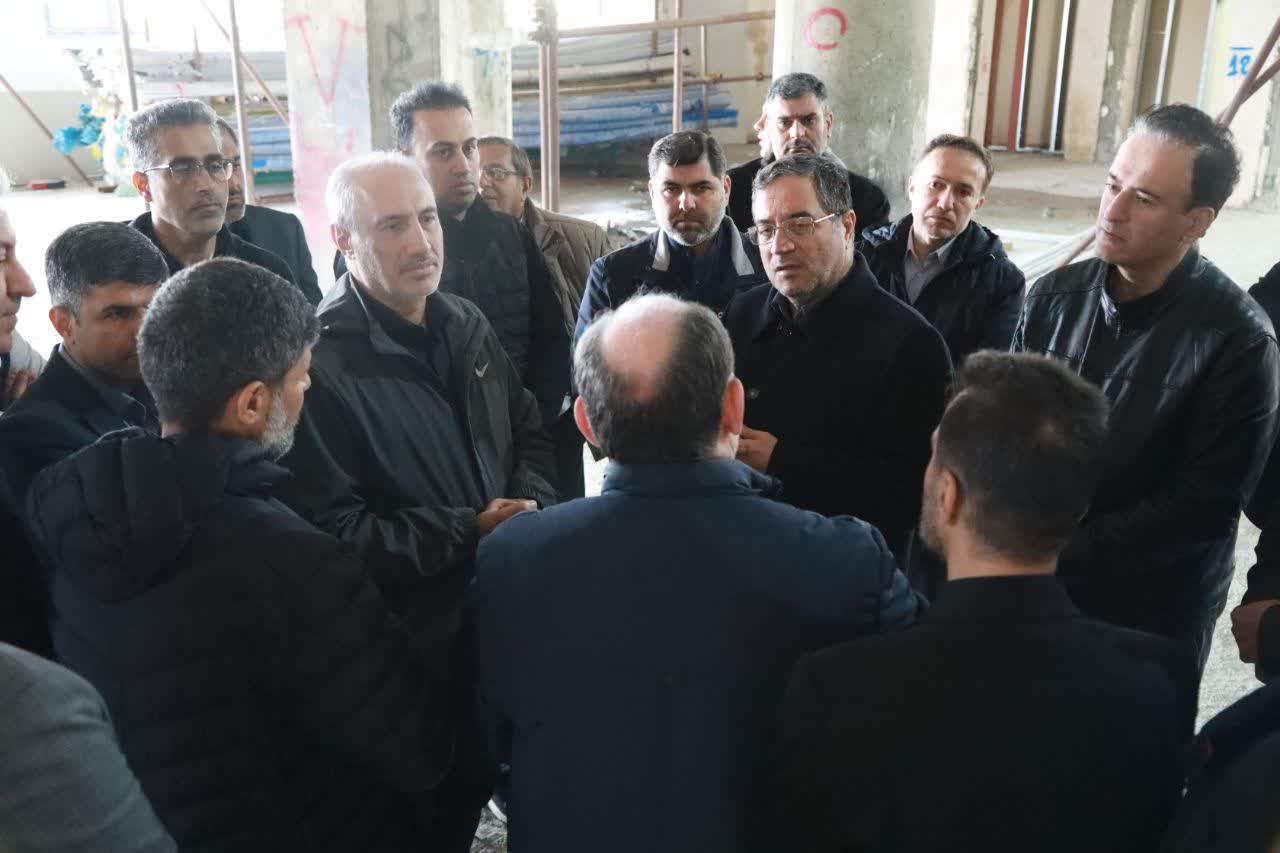 بازدید معاون رئیس‌جمهور و استاندار آذربایجان‌غربی از روند تکمیل پروژه بیمارستان 450 تخت‌خوابی ارومیه + تصاویر