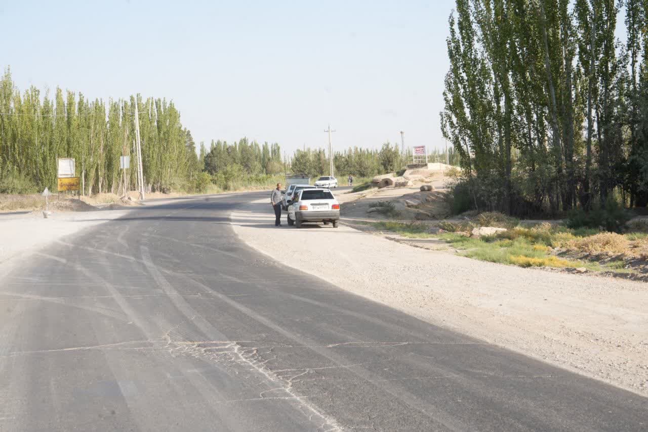 بازدید استاندار آذربایجانغربی از روند توسعه محور میاندوآب - فسندوز + تصاویر