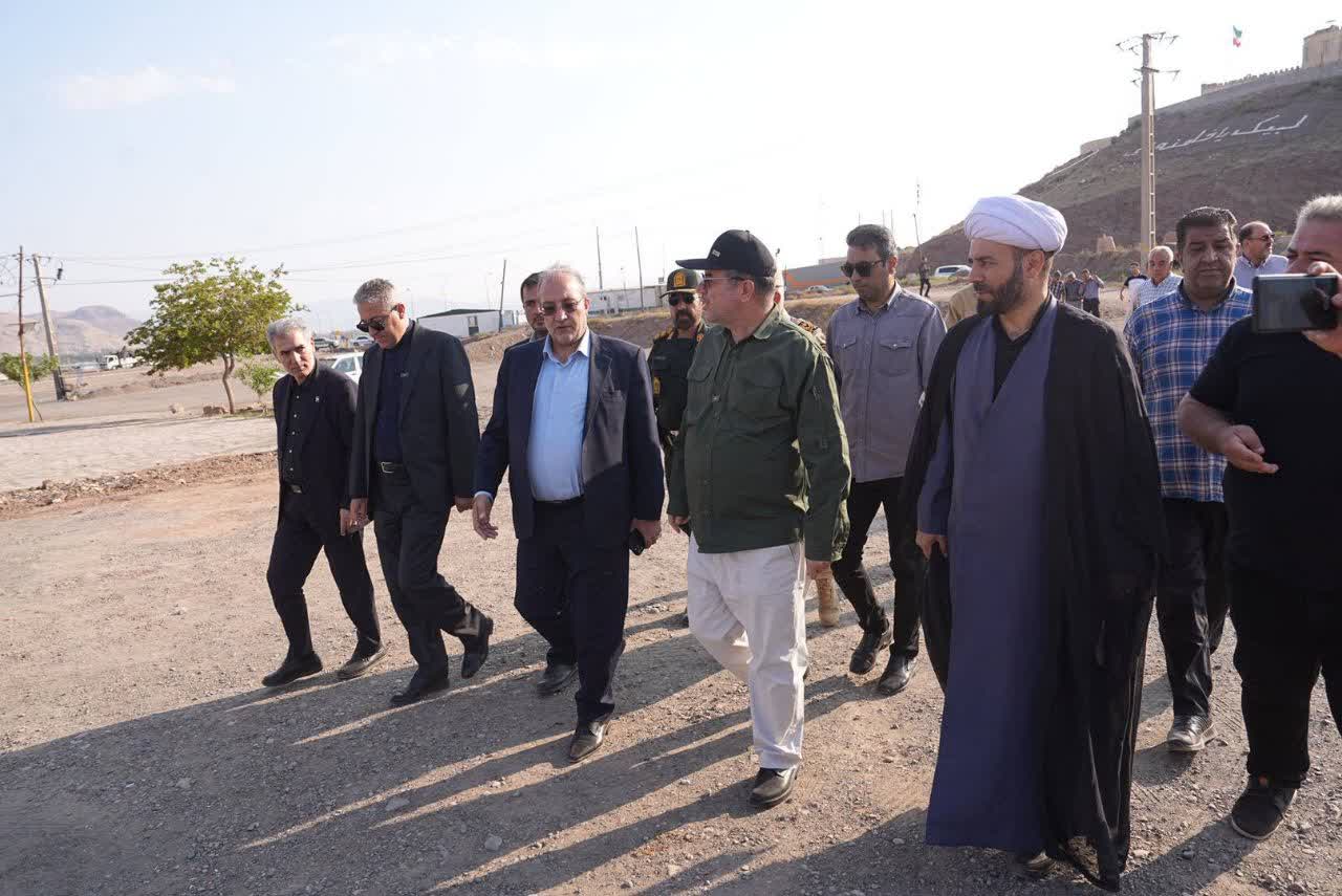 بازدید استاندار آذربایجانغربی از مسجد بینراهی امام خمینی (ره) + تصاویر