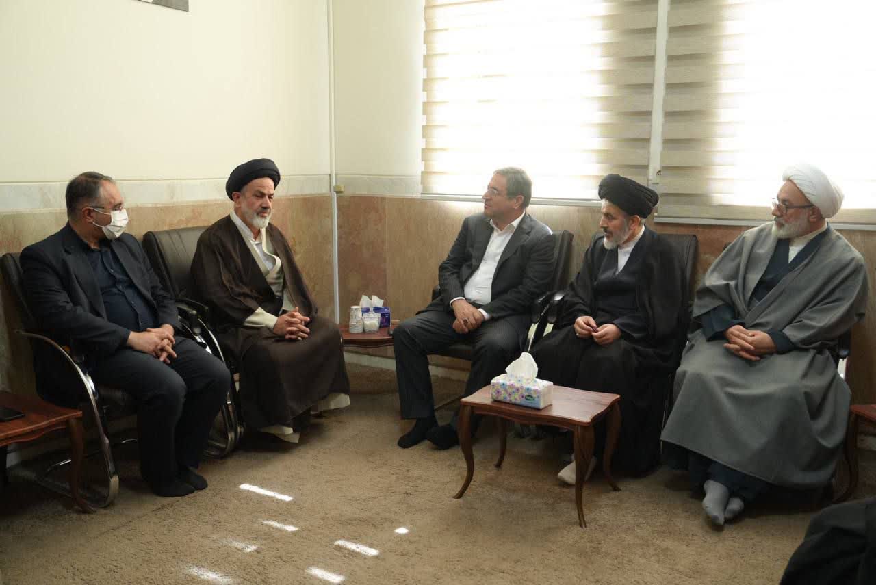 برگزاری نشست مشترک مسئول نهاد رهبری در دانشگاه الزهرا با نماینده ولی فقیه در استان و استاندار آذربایجانغربی