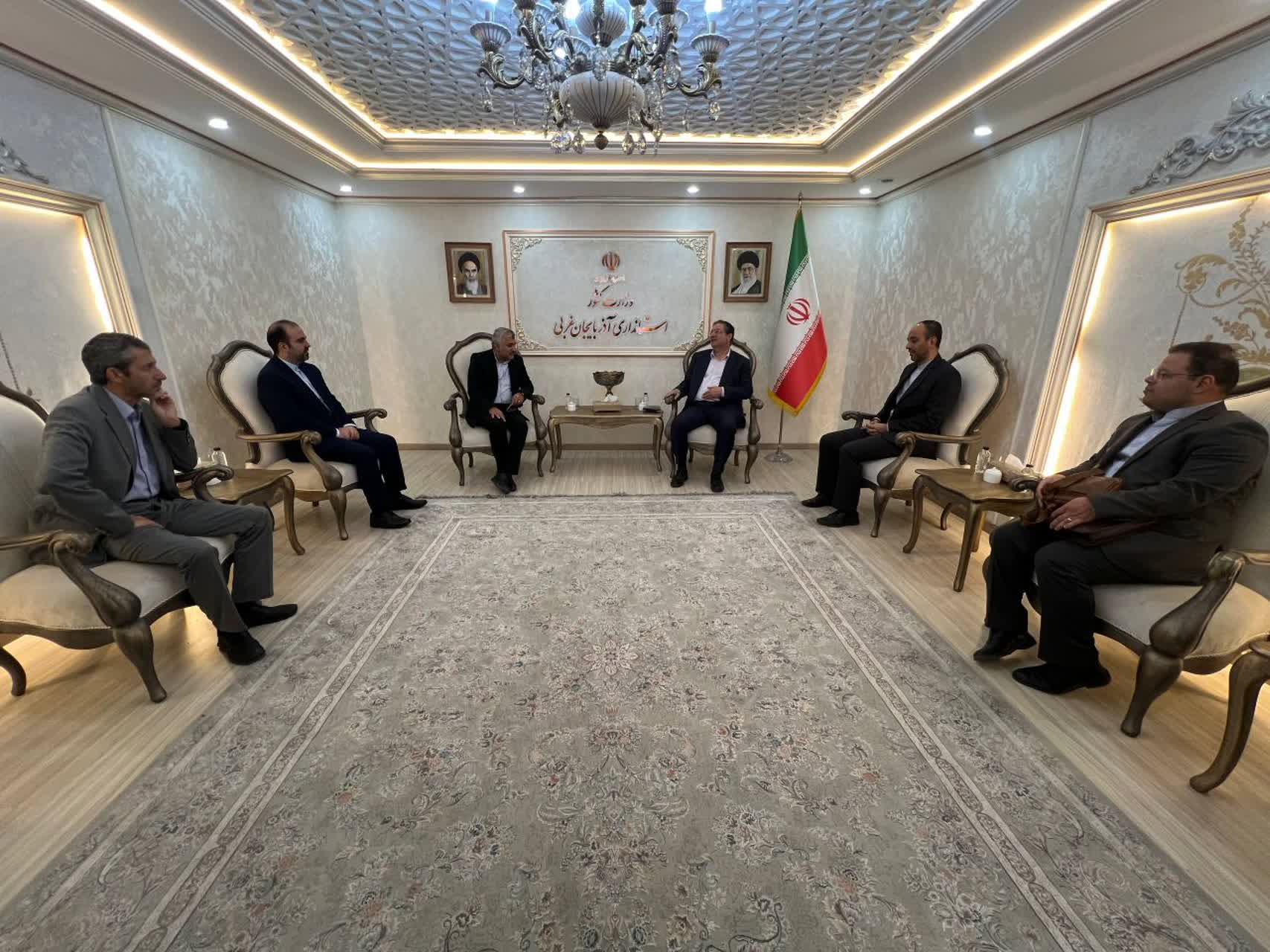 دیدار معاون دیپلماسی اقتصادی وزارت امور خارجه با استاندار آذربایجانغربی + تصاویر