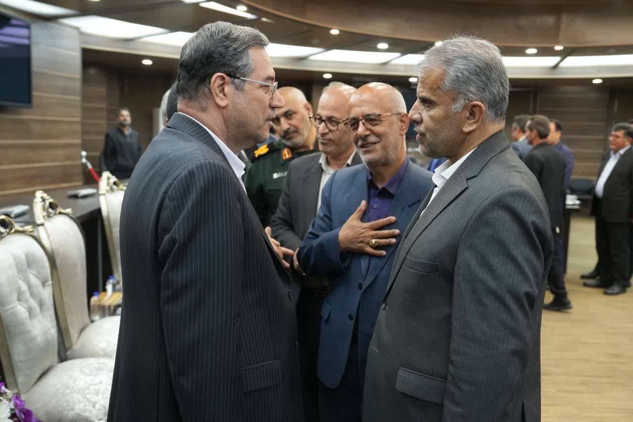 آلبوم تصویری / دیدار استاندار آذربایجانغربی با اقشار مختلف به مناسبت اعیاد نوروز و فطر