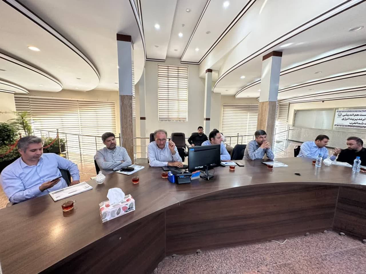 بازدید معاون هماهنگی امور عمرانی استاندار آذربایجانغربی از مرکز پایش و راهبری تاسیسات آب و فاضلاب استان