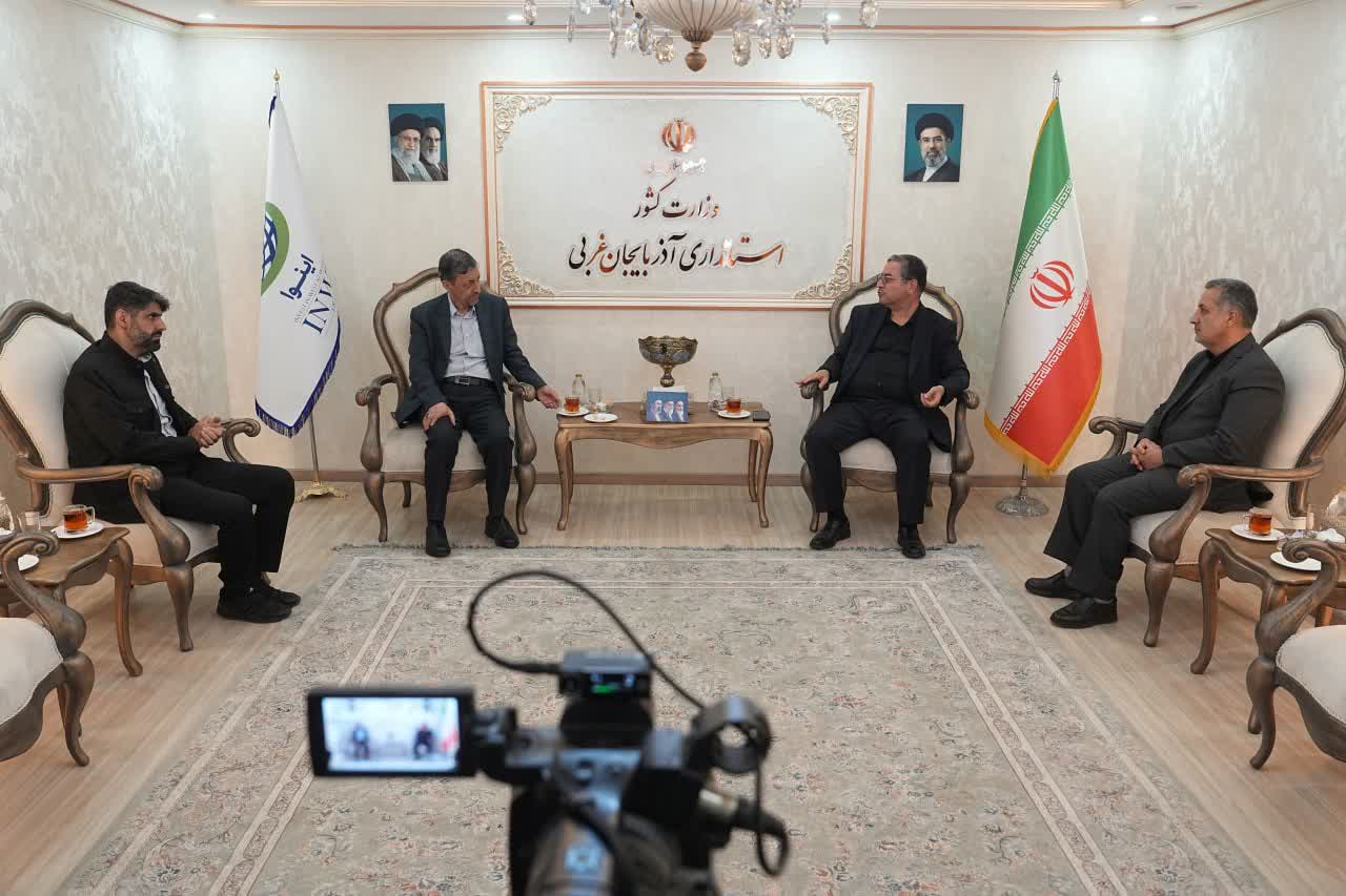 برگزاری نشست مشترک استاندار آذربایجانغربی و رئیس ستاد اجرایی فرمان امام (ره) + تصاویر