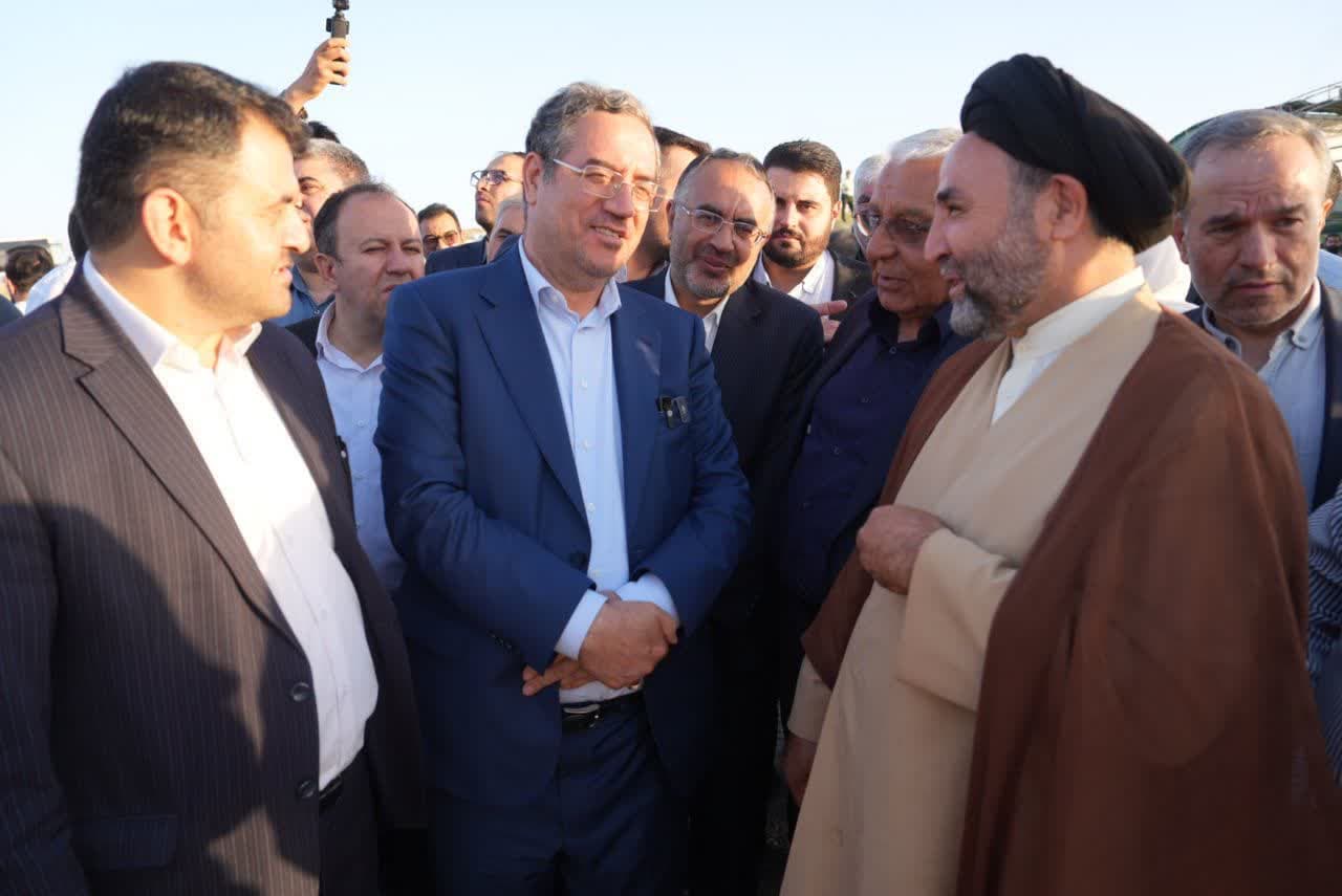 آغاز عملیات اجرایی پروژه بام شهر ارومیه + تصاویر