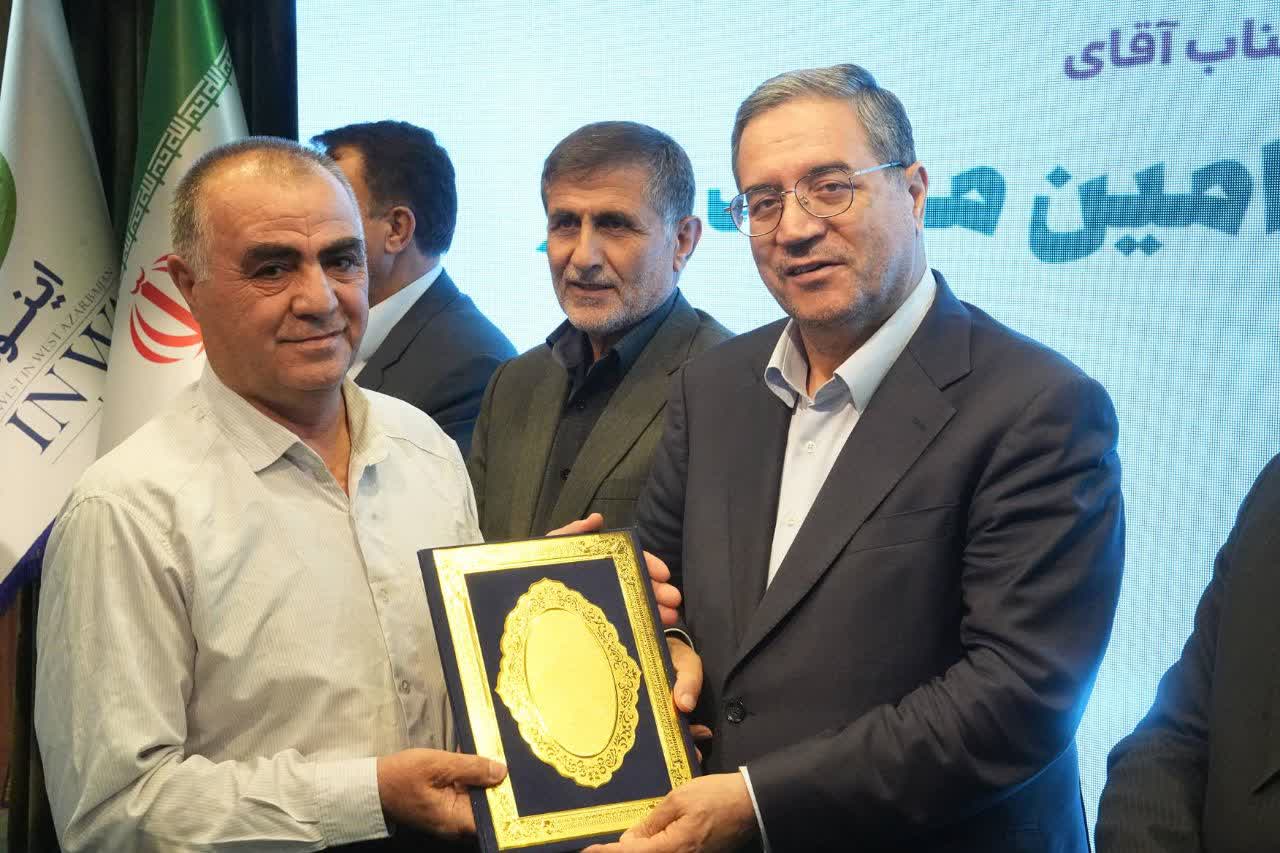 آلبوم تصویری / برگزاری آیین تکریم بازنشستگان استانداری، فرمانداریها و بخشداریهای آذربایجانغربی