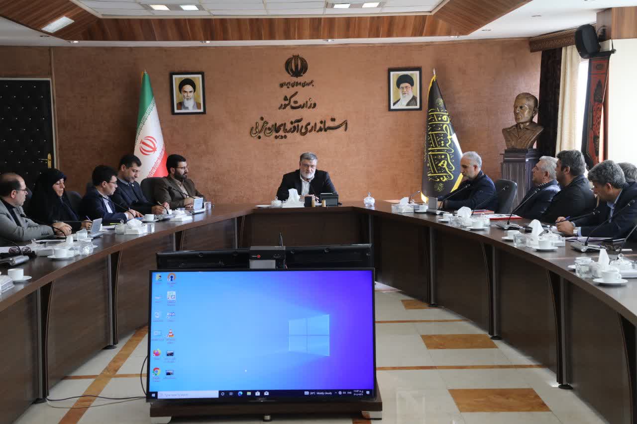 آلبوم تصویری / دیدار مدیر و فعالان حوزه گردشگری و صنایع دستی استان با استاندار آذربایجانغربی