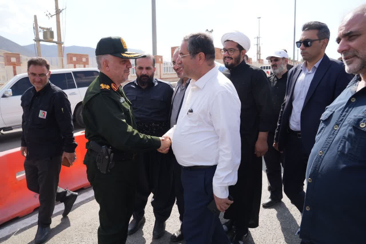 بازدید استاندار آذربایجانغربی از روند ارائه خدمات به زائران اربعین حسینی + تصاویر