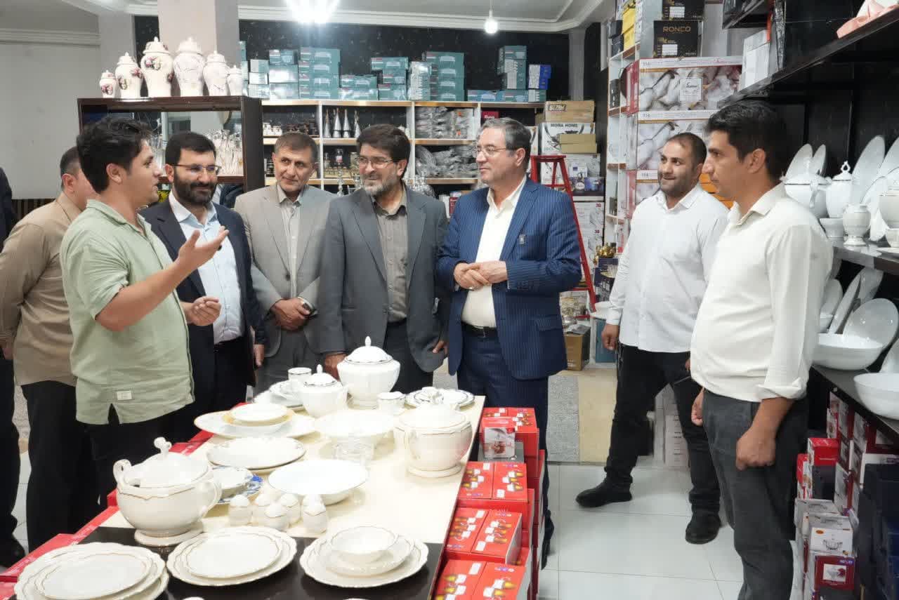 دیدار استاندار آذربایجانغربی با بازاریان و مردم شهرستان چهاربرج + تصاویر