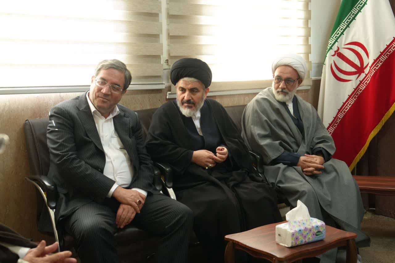 برگزاری نشست مشترک مسئول نهاد رهبری در دانشگاه الزهرا با نماینده ولی فقیه در استان و استاندار آذربایجانغربی