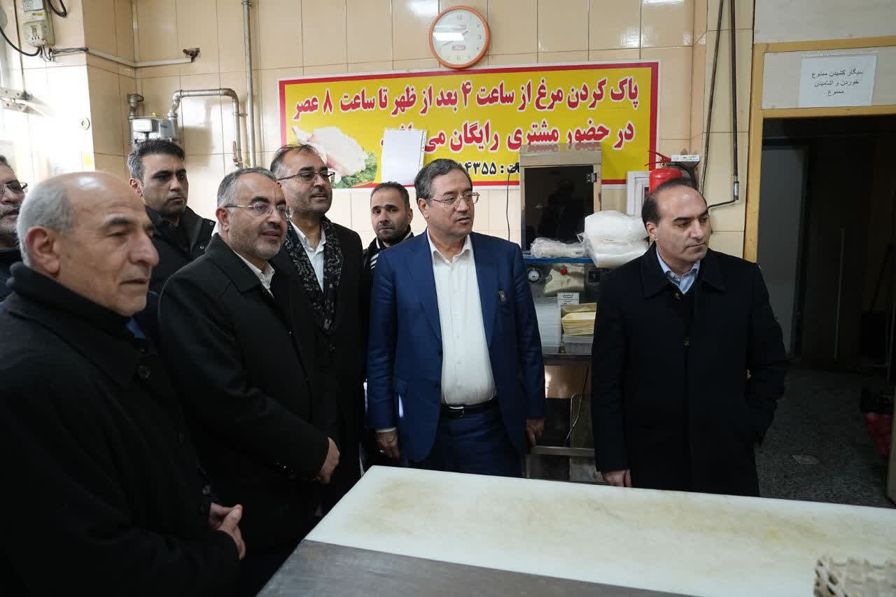 بازدید استاندار آذربایجان‌غربی از بازار و مراکز توزیع کالا در ارومیه + تصاویر