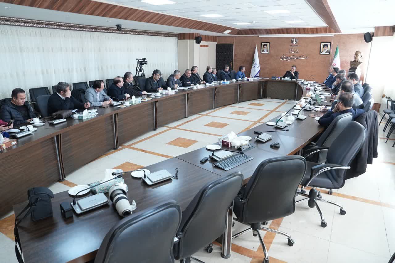 برگزاری جلسه رفع مشکلات و موانع سرمایه‌گذاری در آذربایجان‌غربی + تصاویر