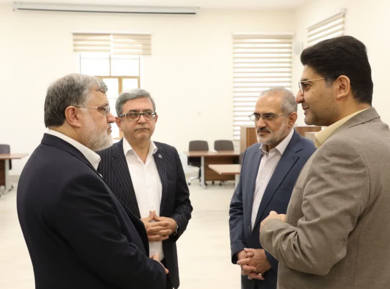 آلبوم تصویری / بازدید معاون امور مجلس رئیس جمهور از مرکز رشد، نوآوری و کارآفرینی دانشگاه ارومیه