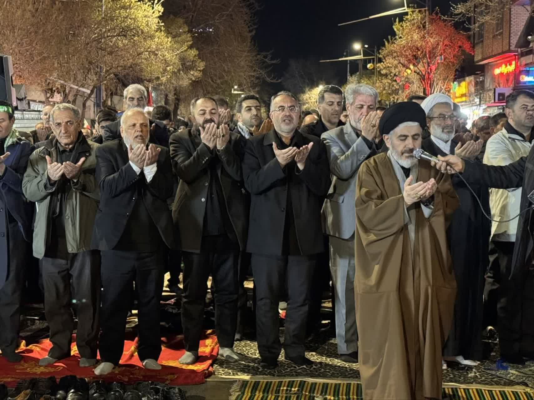 اقتدار، وحدت و همبستگی پیام اجتماعات شبانه مردم ارومیه + تصاویر