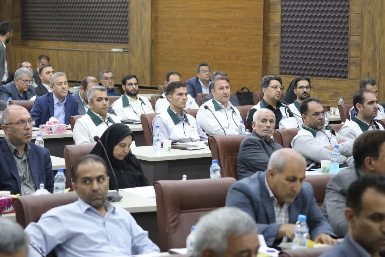 برگزاری جلسه بررسی روند بازسازی مناطق زلزلهزده شهرستان خوی + تصاویر