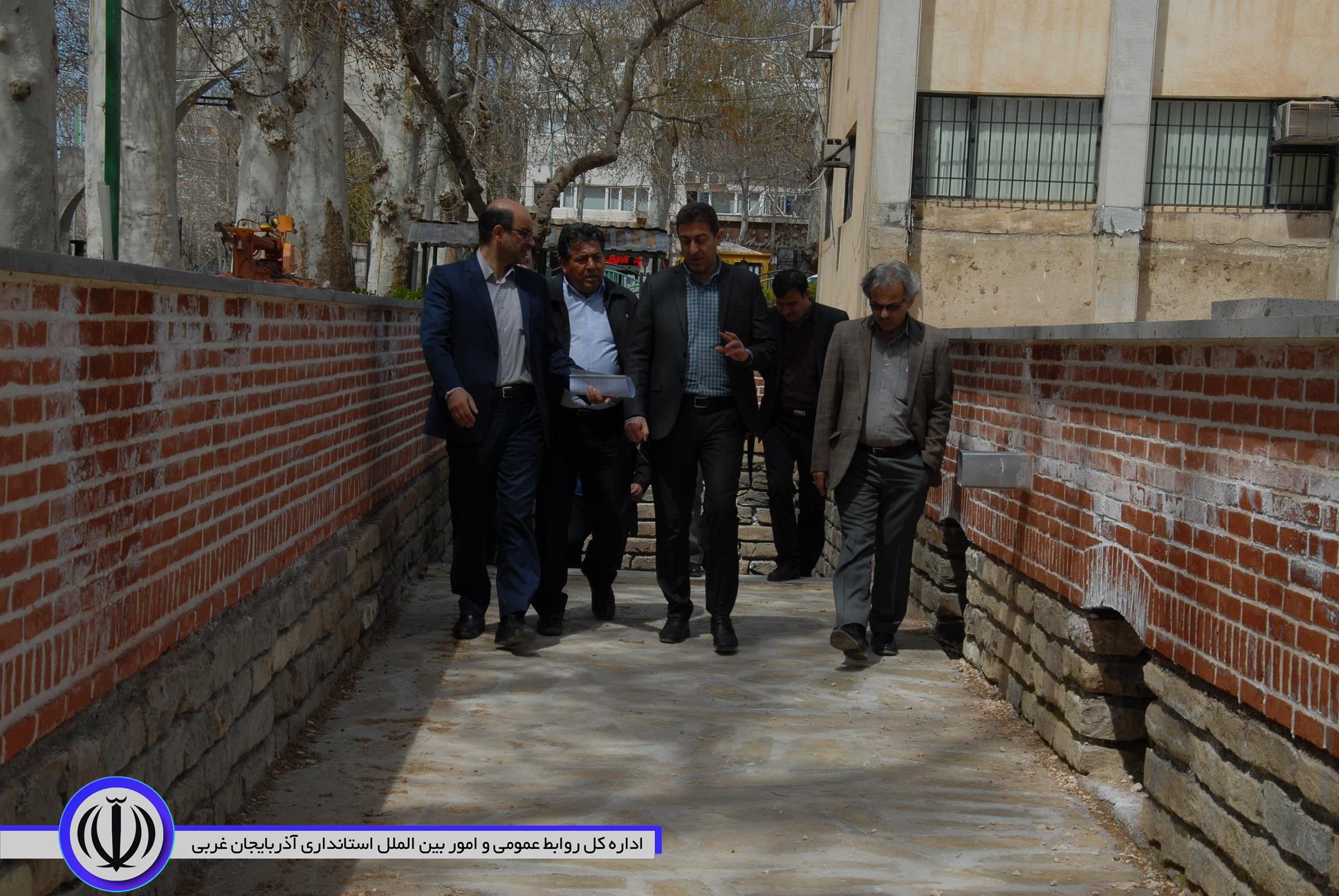 بازدید سرپرست معاونت هماهنگی امورعمرانی استاندارازروند بازسازی موزه طب ارومیه