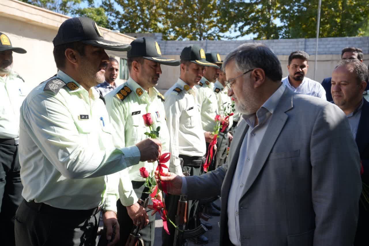 آلبوم تصویری / تجلیل استاندار آذربایجانغربی از فرماندهان و کارکنان انتظامی