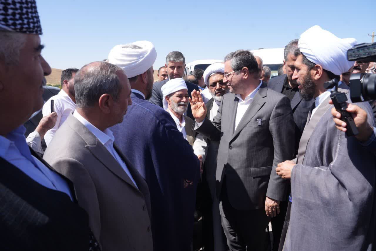 آغاز سفر استاندار آذربایجانغربی به شهرستان تکاب + تصاویر