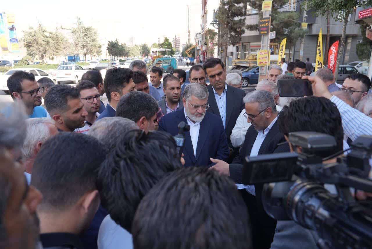 بررسی مسائل و مشکلات ساکنان خیابان عدالت ارومیه با حضور استاندار آذربایجانغربی + تصاویر