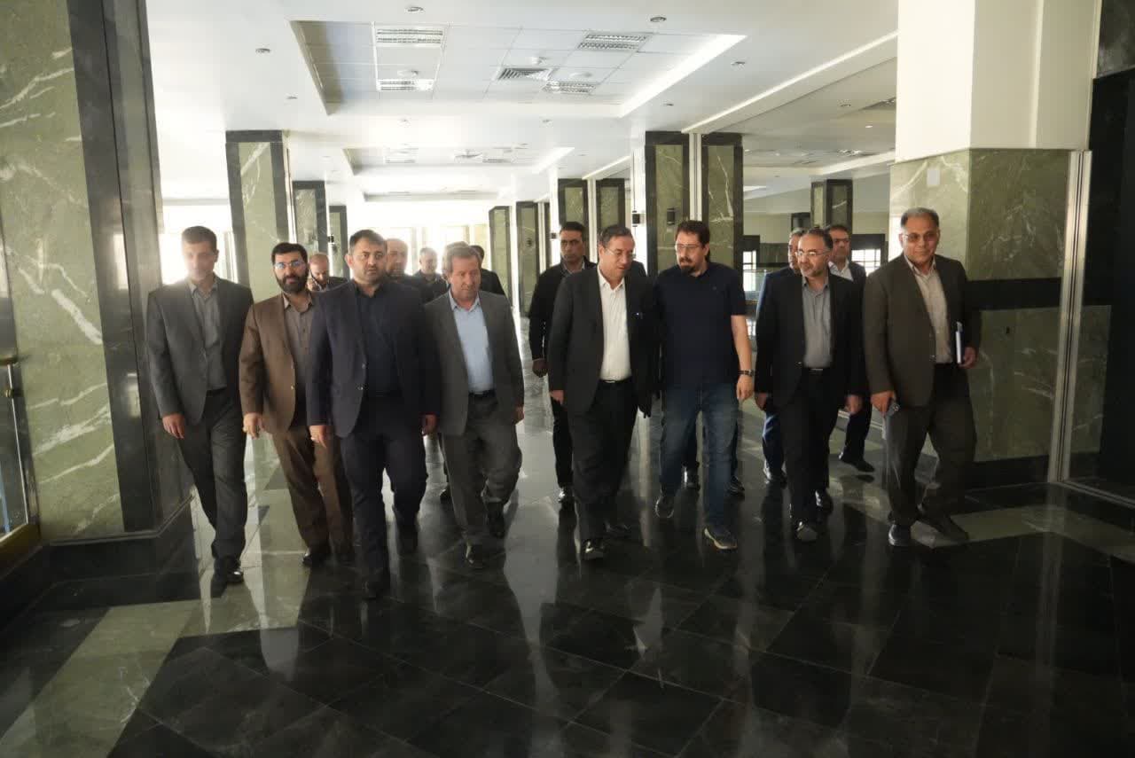 بازدید استاندار آذربایجانغربی از محلهای برگزاری همایش بینالمللی فرصتهای سرمایهگذاری "اینوا" + تصاویر
