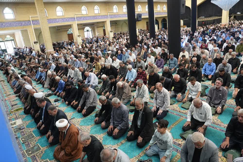 تجلی وحدت و بصیرت در نماز جمعه ارومیه + تصاویر