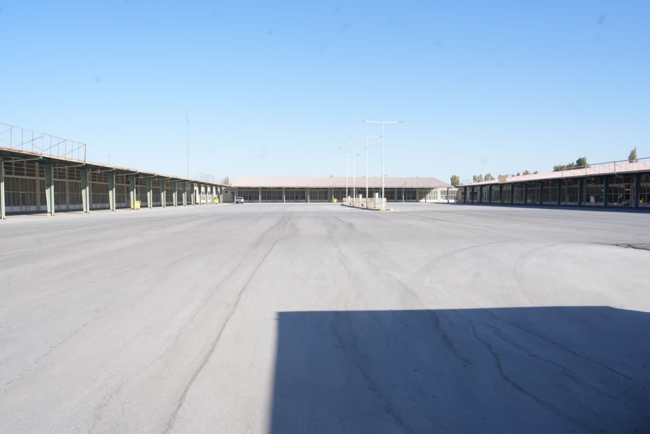 بازدید استاندار آذربایجانغربی از بازارچه راکد در مسیر ارومیه - سلماس + تصاویر