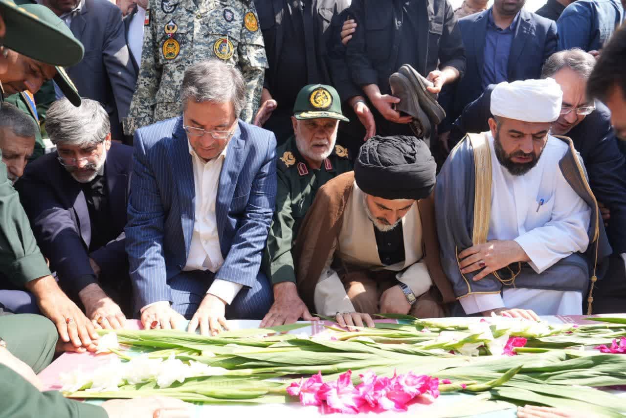 تشییع پیکر مطهر شهید جواد نارنجی در ارومیه + تصاویر