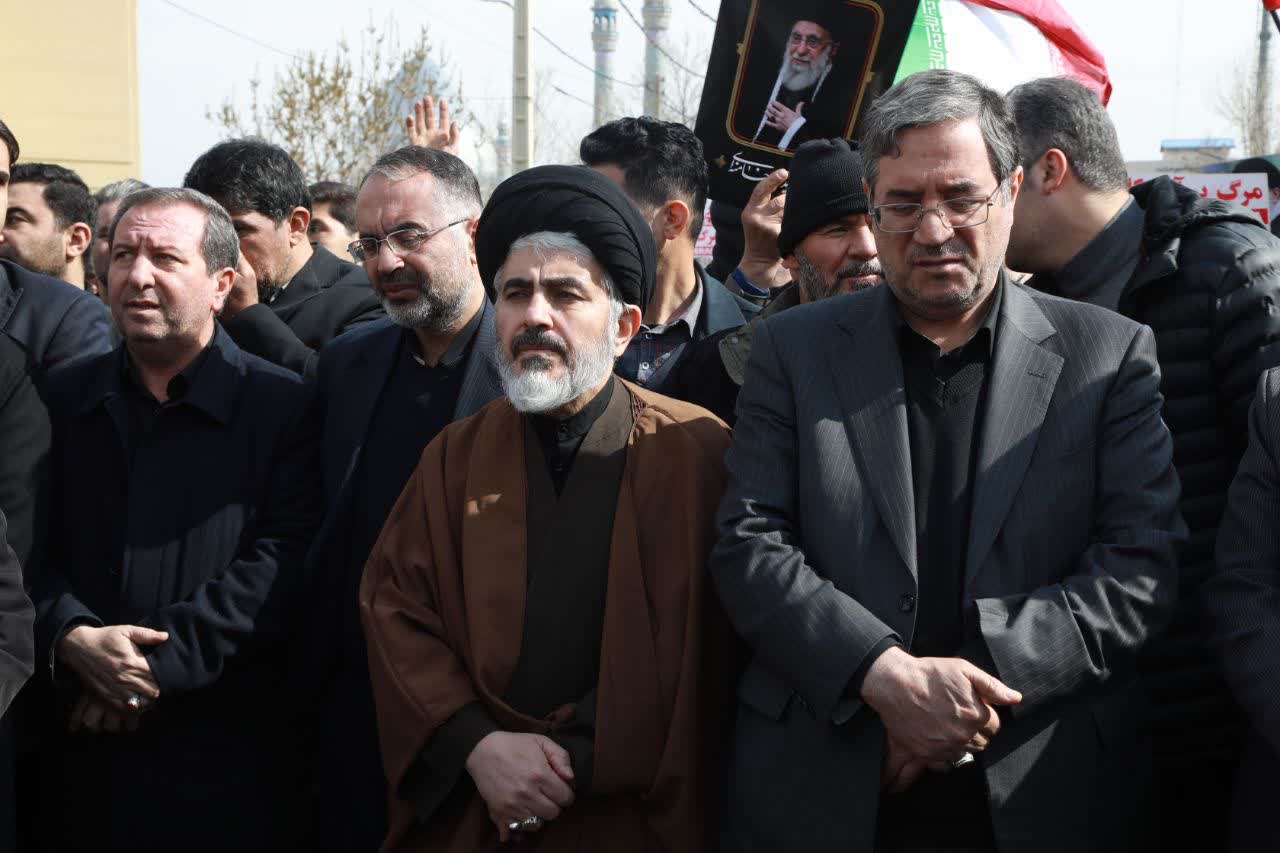 تشییع پیکر شهدای جنگ رمضان در ارومیه + تصاویر