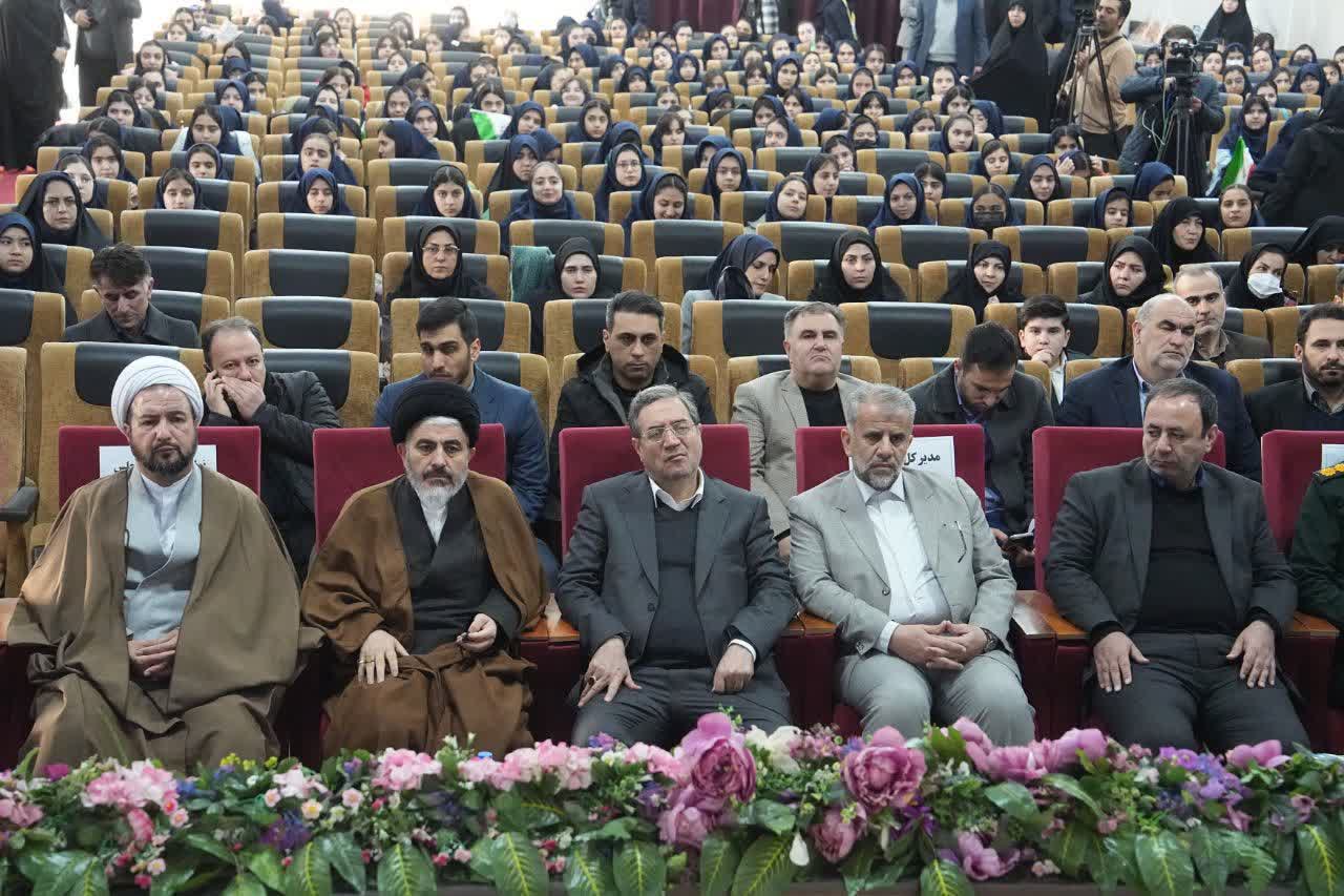 برگزاری آیین نواخته شدن زنگ انقلاب در ارومیه + تصاویر