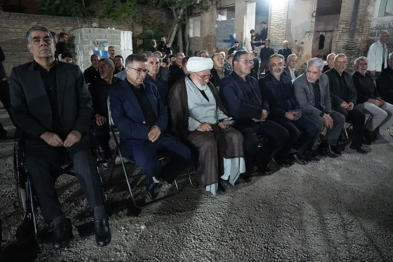 حضور استاندار آذربایجانغربی در مراسم عزاداری مسجد جوانمرد قصاب ارومیه + تصاویر