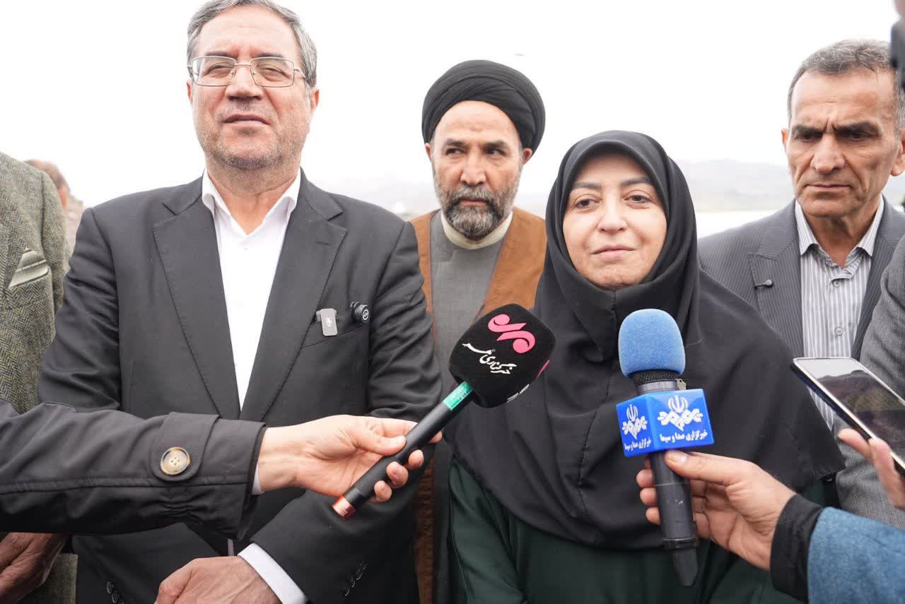 آلبوم تصویری / بازدید معاون رئیس‌جمهور و استاندار آذربایجان‌غربی از دریاچه ارومیه